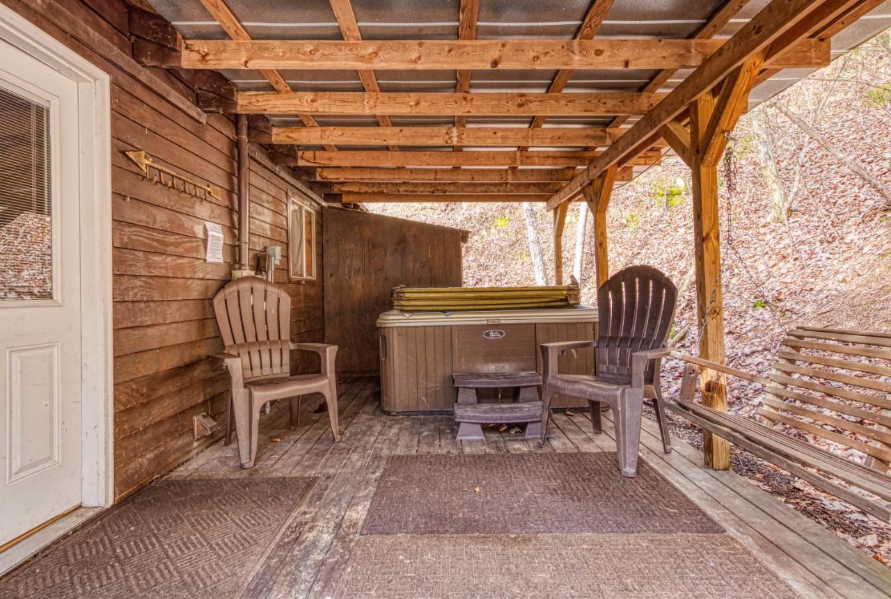 Bear Den, Hot Tub, 1089 Of Free Attraction Tickets For Each Paid Day, Dollywood And More! Sevierville Exterior foto